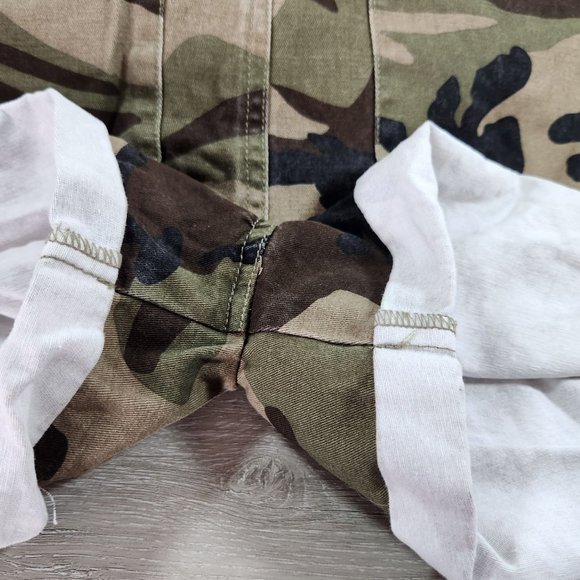 Miou Muse Green Camo Button Up Sleeveless Romper - Picture 14 of 14